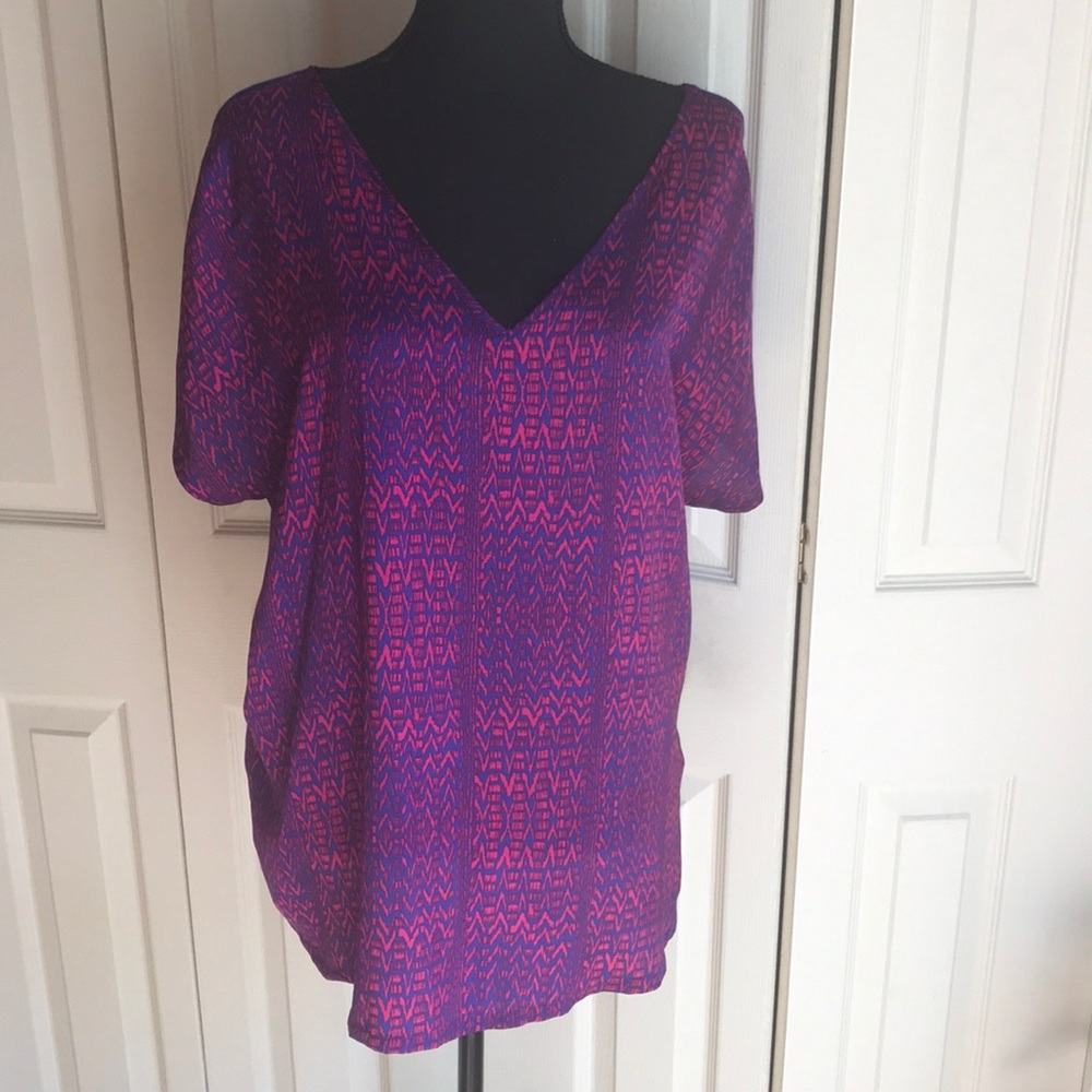 Mossimo V Neck Top